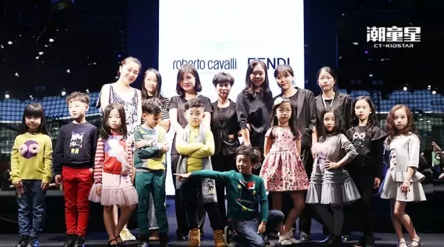 童装界的LV，潮童星闪耀意大利名品FENDI 时尚秀！